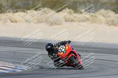 media/Dec-07-2025-CVMA (Sun) [[3e7d2de5dc]]/Race 9-Formula UL Shootout/